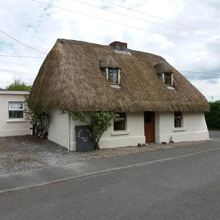The Thatchers Holiday home Kildare